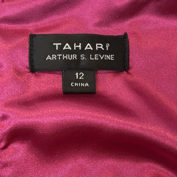 Tahari Fuchsia Pink Barbiecore Lace Embroidered Hem Chiffon Cocktail Dress Sz 12 - Picture 4 of 9